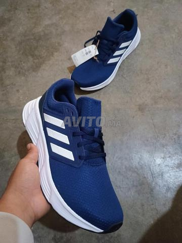 Chaussure Adidas 42 Original neuve