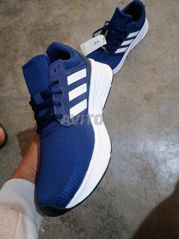 Chaussure Adidas 42 Original neuve - 2