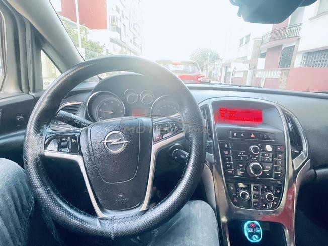 opel astra 2010 