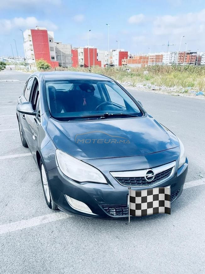 opel astra 2010 
