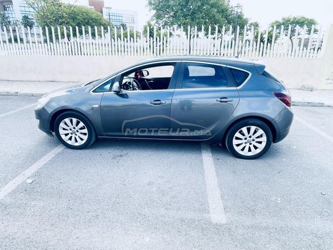 opel astra 2010 