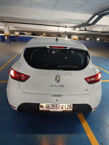 Voiture d'occasion très bon état - 2