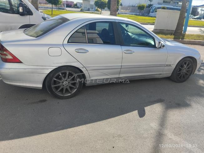 Mercedes Benz 220 2002