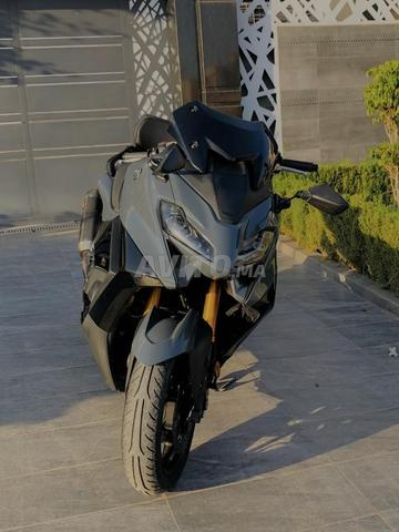 Yamaha TMAX 2023 – Full Option – Excellent État - 2