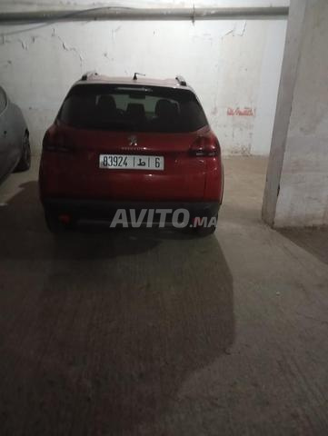 Peugeot 2008 Essence Automatique 2018 à Casablanca - 2