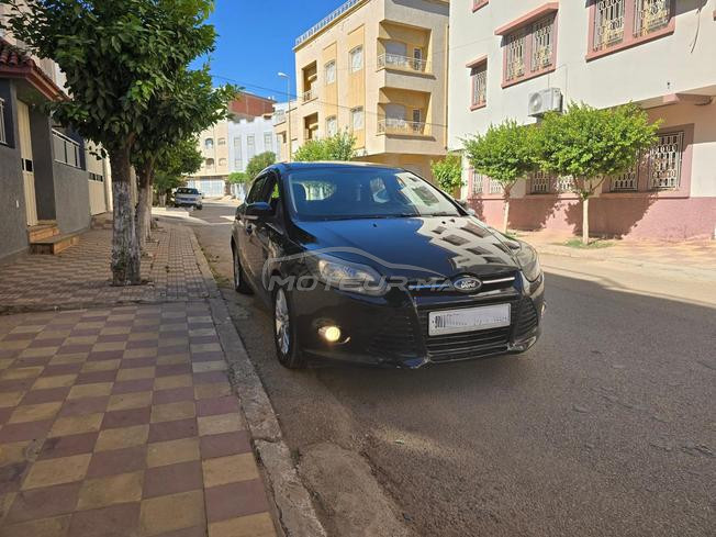 ford focus 2013 en bonne état 
