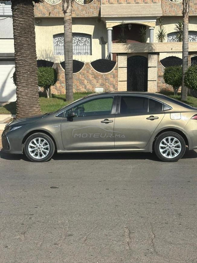 Toyota corolla prestige hybride