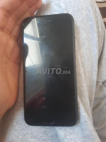 iPhone SE 2022 version - 2