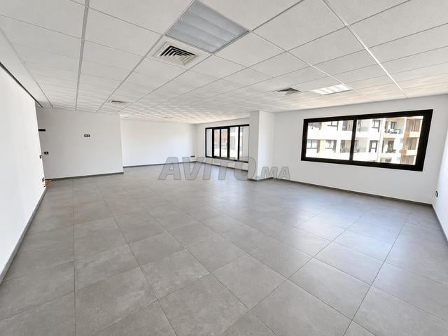 Bureau à louer quartier des hôpitaux - 2