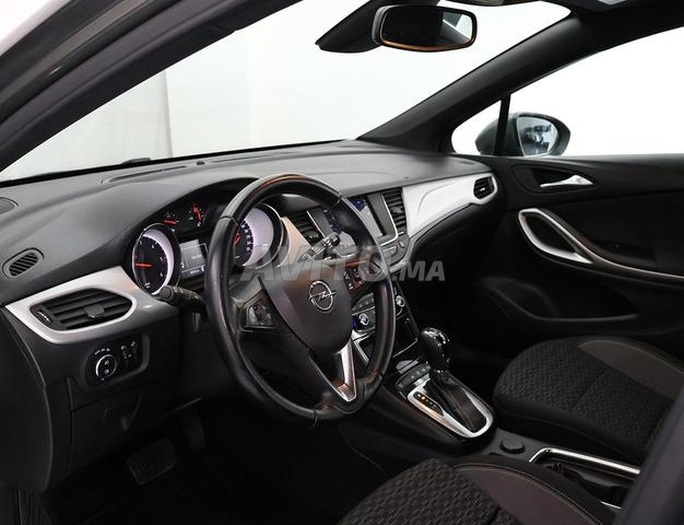 Opel Astra Diesel Automatique 2021 à Casablanca - 2