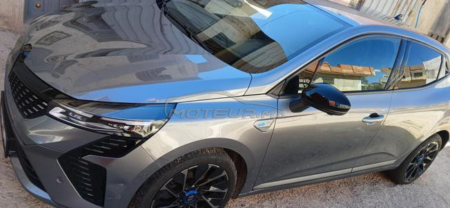 Renault Clio Diesel Manuelle 2024 à Tanger