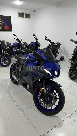 ياماها R7 2023 - 2