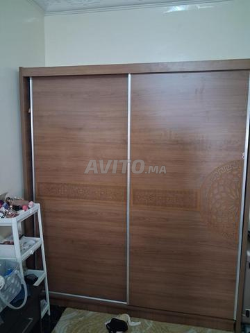 GRANDE ARMOIRE À VENDRE - 2