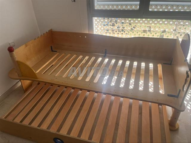 A VENDRE LIT DOUBLE POUR ENFANT, EN BOIS - 2