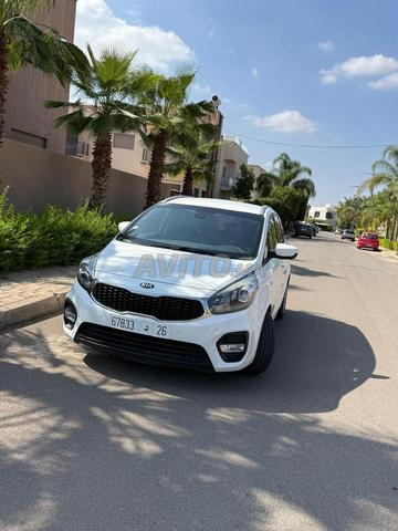 Kia Carens - 2
