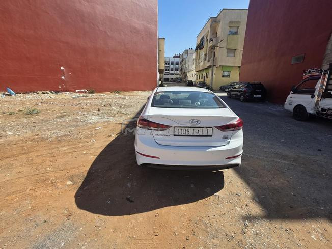 hyundai elantra jamais accidenté 