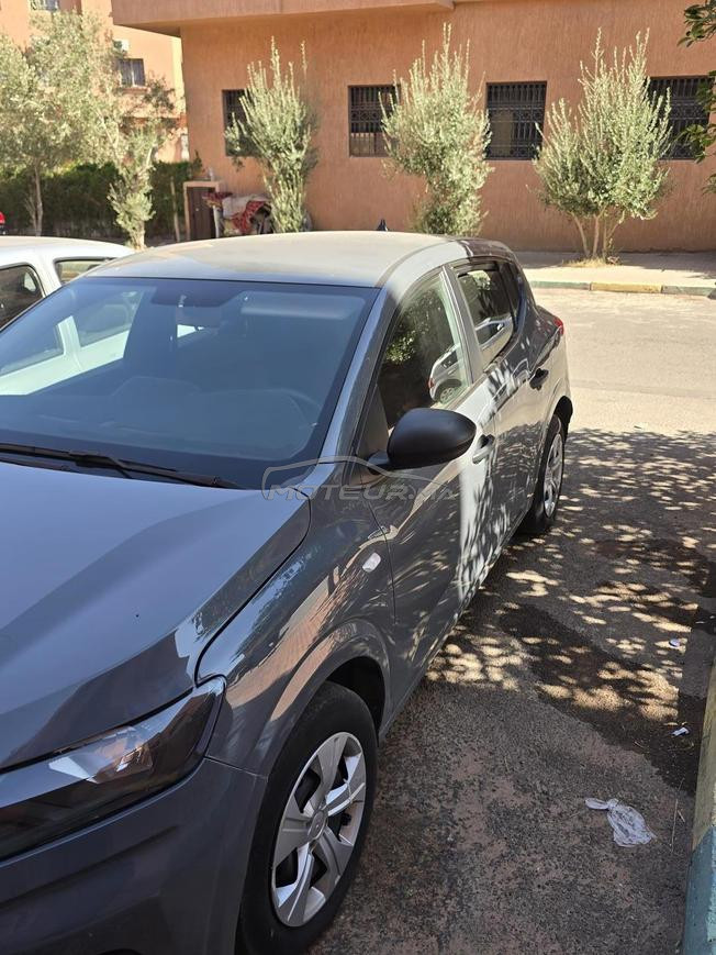 sandero 2024 gris 