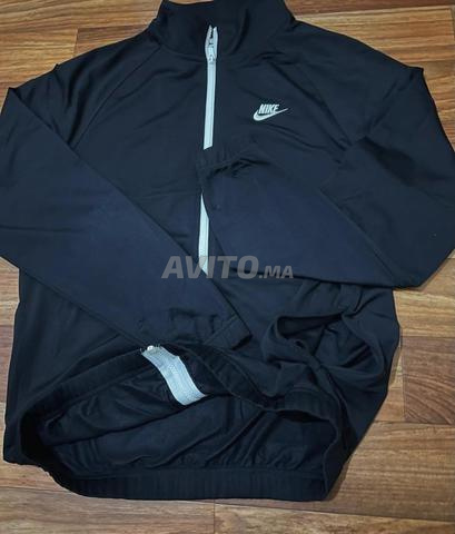 Sweat Nike original, taille M, très bon état. - 2
