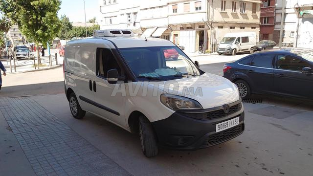 Location Fiat Doblo frigorifique avec chauffeur - 2