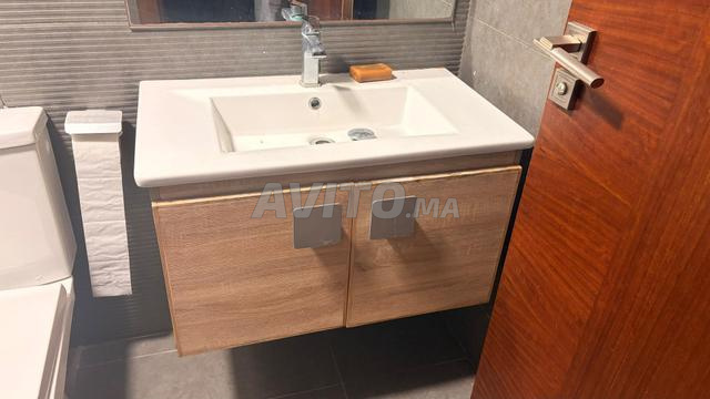 Meuble salle de bain et toilettes
