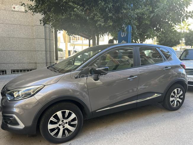 Renault Captur Diesel Manuelle 2019 à Tanger