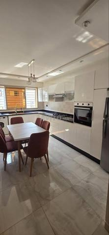 Appartement meublé 2 façades à Alliance Mehdia