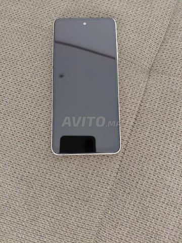 Téléphone Tecno Spark Go 2024 vert - 2