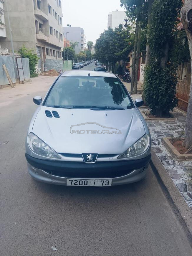 à vendre ma voiture Peugeot 206 essence