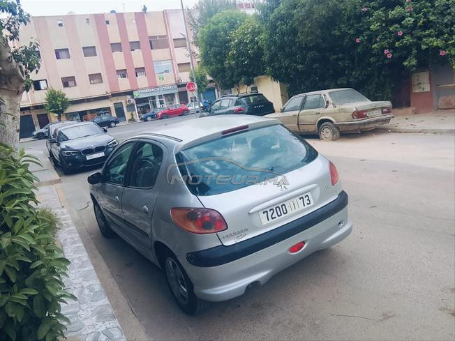 à vendre ma voiture Peugeot 206 essence
