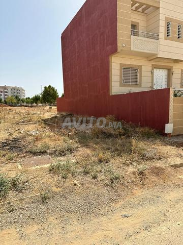 أرض للبيع 200 متر بمكناس منطقة فيلا - 2