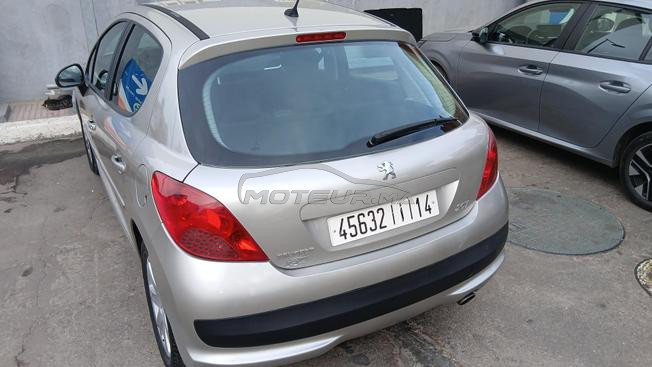 Peugeot 207 Diesel Manuelle 2008 à Sidi Slimane