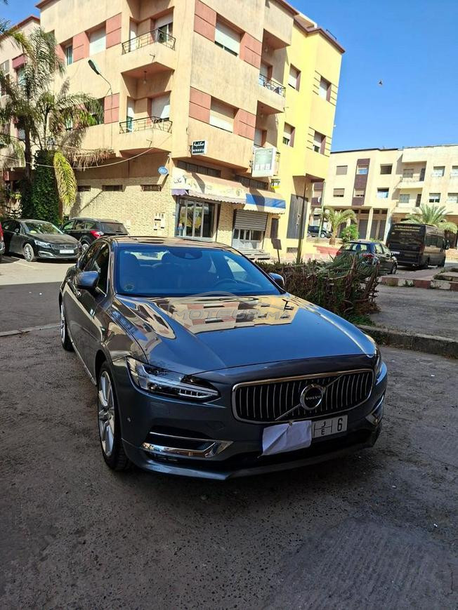  VOLVO S90 INSCRIPTION — 2018 