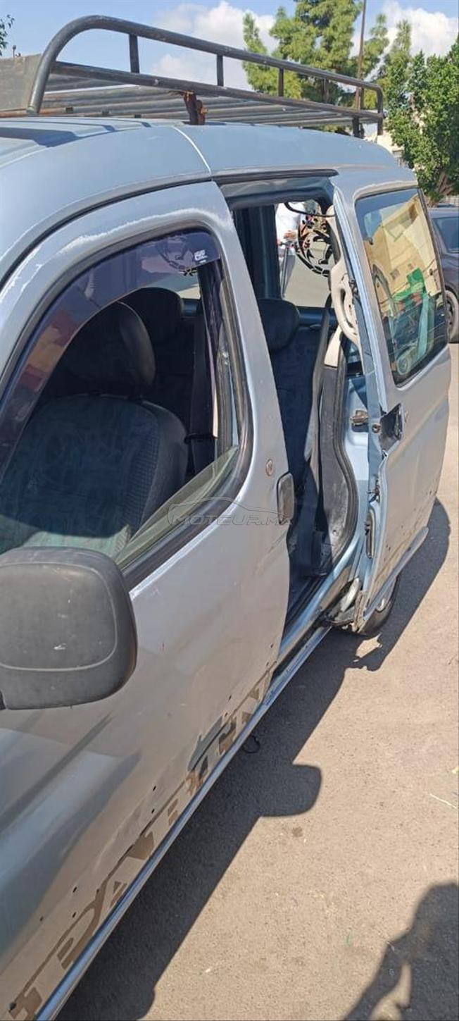 biban 6 tonobil n9iya sbgha dar fiha laklim 