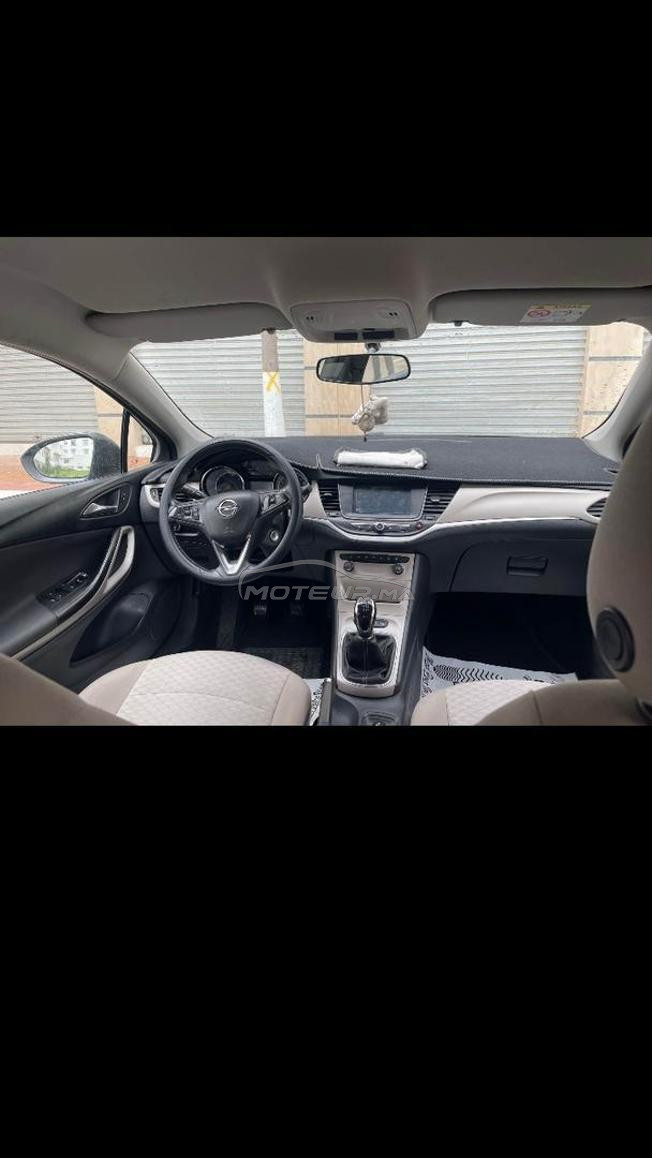 Opel Astra Diesel Manuelle 2018 à Tétouan