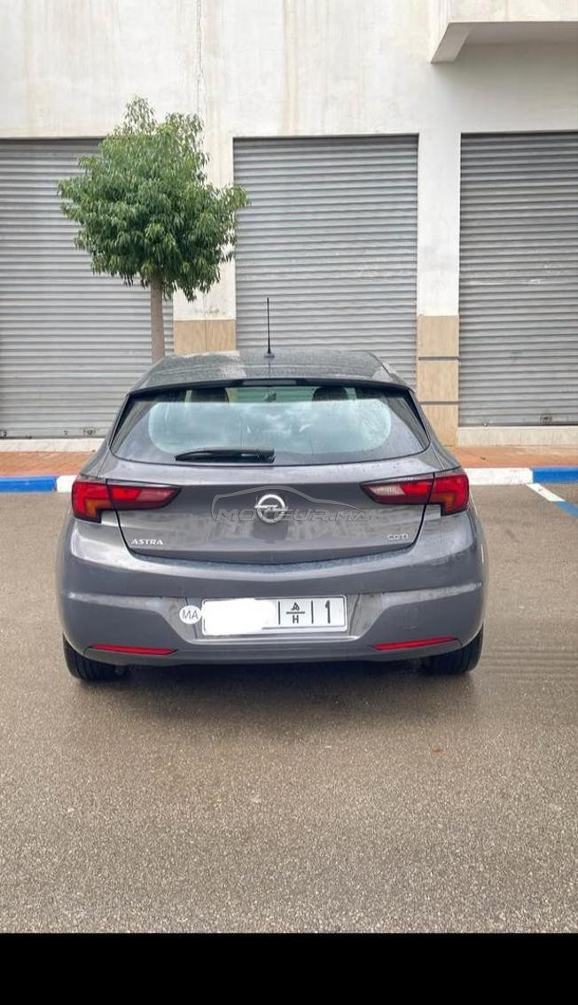 Opel Astra Diesel Manuelle 2018 à Tétouan