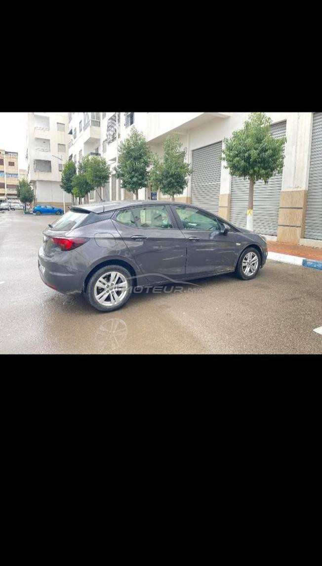 Opel Astra Diesel Manuelle 2018 à Tétouan