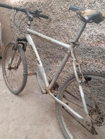 Vélo de marque Decathlon - 2