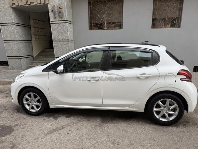 peugeot 208 M 2018