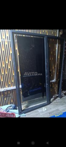 Vitrine en aluminium - 2