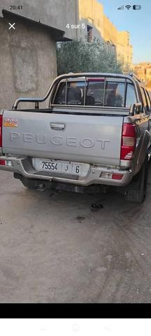 Peugeot Landtrek 2020 diesel 4*4 toutes options. - 2