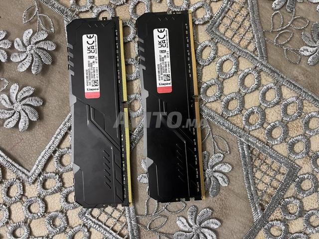 Kingston RGB 32Go (2 x 16Go) DDR4 3200 MHz - 2