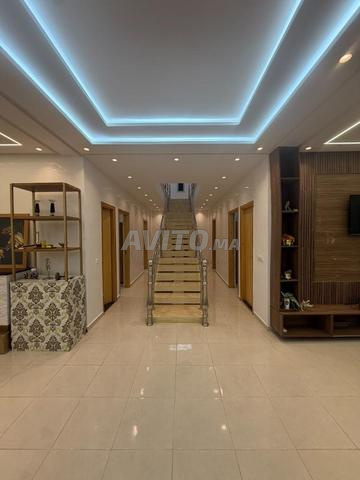 Ferme titrée 2000m², villa 380m², Kamouni - 2