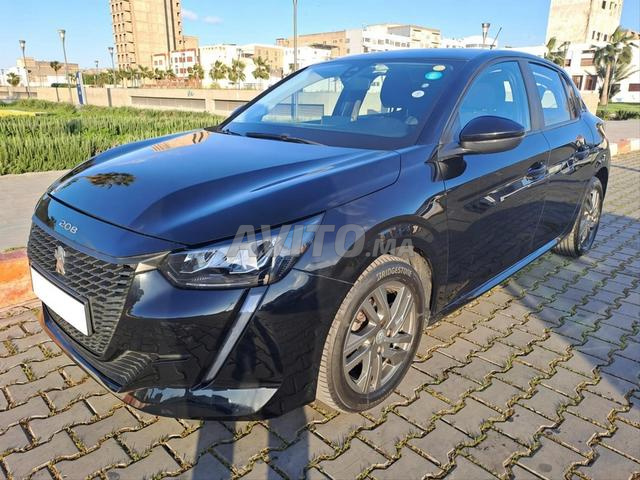 Peugeot 208 en très bon état