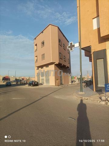 Local commercial à louer avec deux façades dans un emplacement de choix - 2