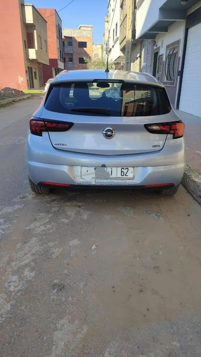 Opel Astra Diesel Manuelle 2016 à Salé 0676483605 