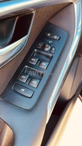 Volvo V40 Diesel Manuelle 2016 à Tétouan - 2