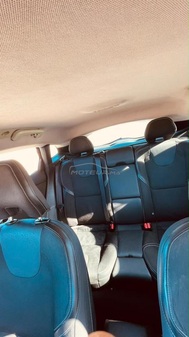 Volvo V40 Diesel Manuelle 2016 à Tétouan
