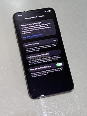 iPhone 11 Pro Max 64Go – Très bon état - 2