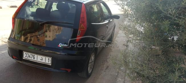 Fiat Punto Essence Manuelle 2000 à Khouribga