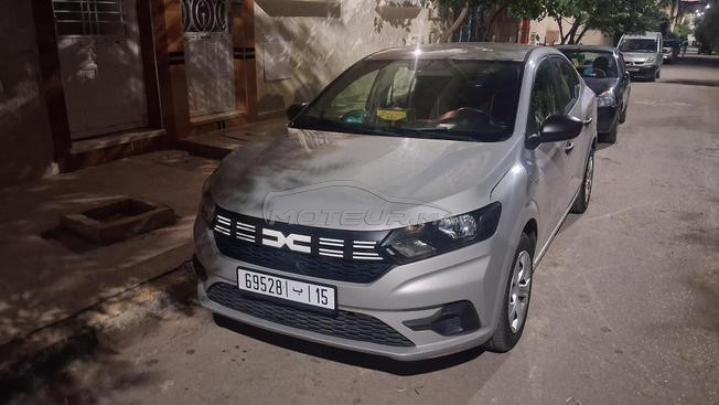 dacia très bonne  état 